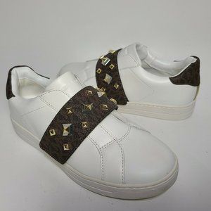 Michael Kors women Kenna Sneakers white leather pyramid studs slip on sz 10 new